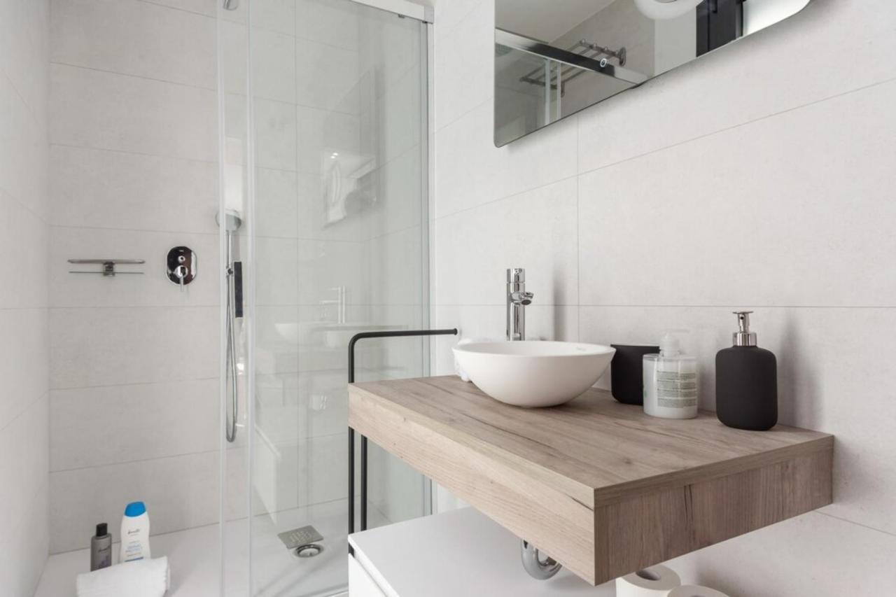 Incredible Design 2 Bedroom Apartment In Centro Madrid Kültér fotó